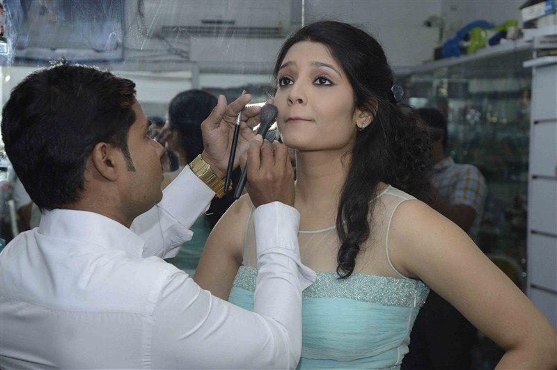 Check out the latest photoshoot of Actress Ritika Singh. Ritika Singh,actress Ritika Singh,Saala Khadoos,Ranveer Singh,Ritika Singh to act with Ranveer Singh,Ritika Singh pics,Ritika Singh images,Ritika Singh stills,Ritika Singh pictures,Ritika Singh latest pics,Ritika Singh latest images,Ritika Singh latest st