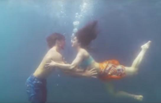 'Baaghi' co-stars Shraddha Kapoor teaches Scuba diving  to Tiger Shroff.
