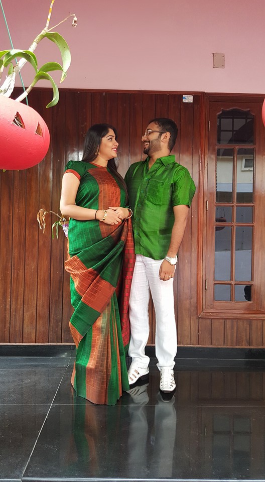 South Indian actress Muktha is now six months pregnant. Muktha,muktha pregnant,actress muktha pregnant,rinku tomy,rimi tomy