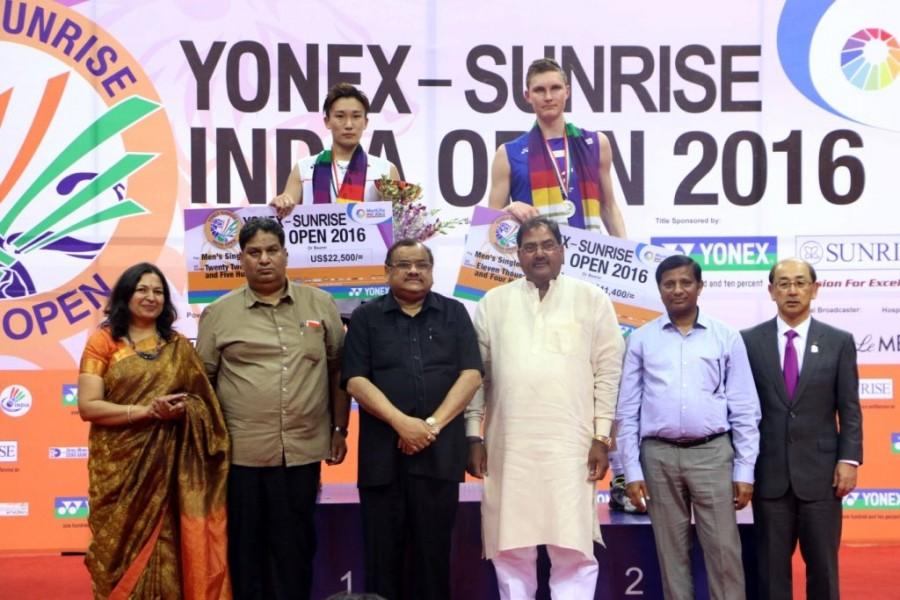 Japan's rising star shuttler Kento Momota and Thailand's Ratchanok Intanon emerged winners in the finals of the $300,000 India Open Superseries on Sunday. Badminton,India Open,Kento Momota and Thailand's Ratchanok Intanon,Kento Momota,Ratchanok Intanon,India Open 2016