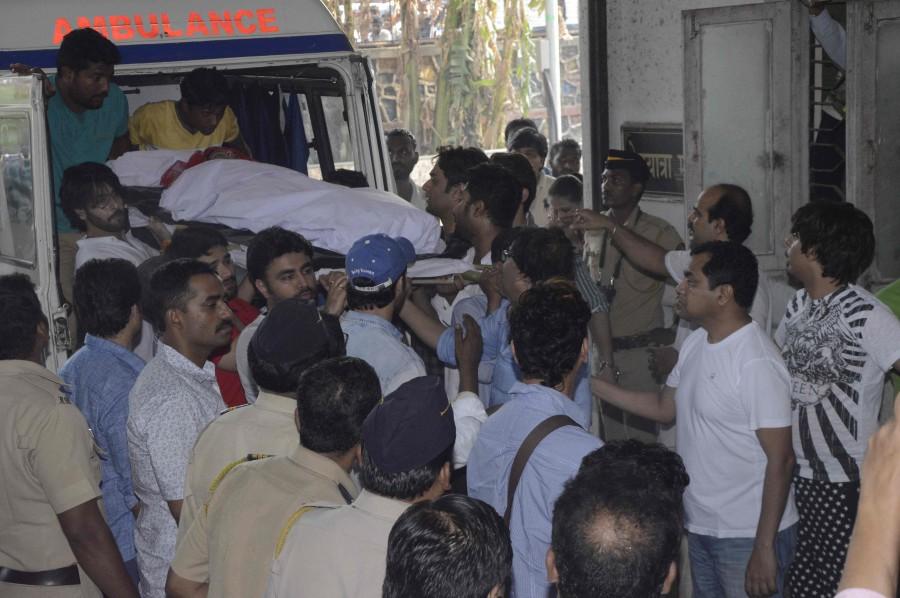 Popularly known as Anandi, her character from the television show Pratyusha Banerjee,Pratyusha Banerjee Funeral,Pratyusha Banerjee Funeral pics,Balika Vadhu,Balika Vadhu actress,Pratyusha Banerjee commits suicide,Pratyusha Banerjee suicide,Pratyusha Banerjee death,pratyusha banerjee as anandi,pratyusha banerjee found ha