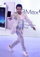 Vivo,Vivo Smartphone,Ranveer Singh,Ranveer Singh as Brand Ambassador,Ranveer Singh launches Vivo smart phone,Vivo Launches V3 and V3Max Smartphone,V3 Smartphone,V3Max Smartphone,Vivo ropes in Ranveer Singh as brand ambassador,Ranveer Singh launches Vivo s