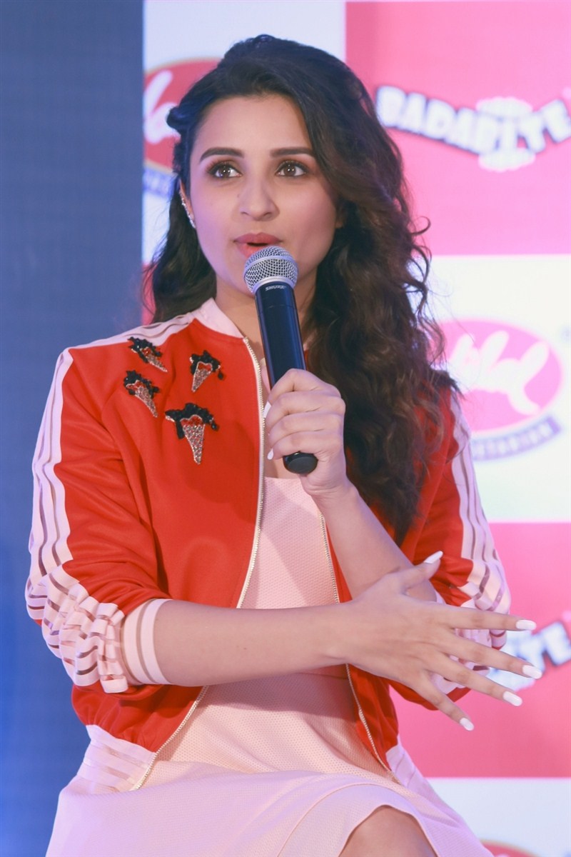 Bollywood actress Parineeti Chopra was named the brand ambassador of Vadilal ice-cream. Parineeti Chopra,Vadilal,Vadilal ice cream,Parineeti Chopra as Brand Ambassador,actress Parineeti Chopra,Parineeti Chopra pics,Parineeti Chopra images,Parineeti Chopra stills,Parineeti Chopra pictures,Parineeti Chopra photos,Parineeti Chopra launches Vadi