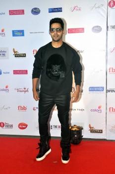 Celebs like Sanjay Dutt, Yami Gautam, Manish Malhotra, Arjun Kapoor, Kabir Khan, Amy Jackson, Mireia Lalaguna, Sania Mirza, Shane Peacock and Ekta Kapoor at Femina Miss India Finale Red Carpet.