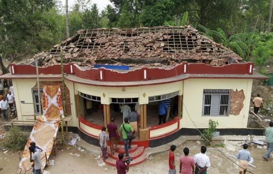 The pre-dawn Sunday tragedy at the Puttingal Devi temple in the coastal town of Paravur in Kollam district, about 60 km from here, also left more than 350 people injured, some critically.