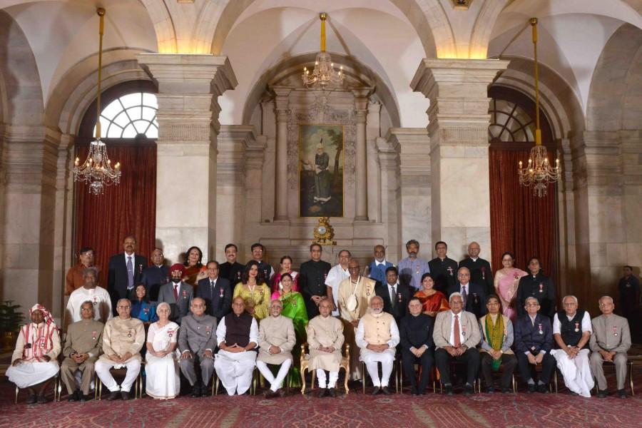 President Pranab Mukherjee honoured superstar Rajinikanth, actress Priyanka Chopra, Tennis player Sania Mirza and many others with the Padma awards. Padma awards,padma award 2016 winners,rajinikanth padma vibhushan award,rajinikanth padma awards,Sania Mirza,sania mirza padma awards,priyanka chopra padma