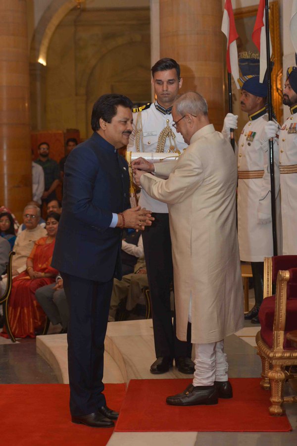 President Pranab Mukherjee honoured superstar Rajinikanth, actress Priyanka Chopra, Tennis player Sania Mirza and many others with the Padma awards. Padma awards,padma award 2016 winners,rajinikanth padma vibhushan award,rajinikanth padma awards,Sania Mirza,sania mirza padma awards,priyanka chopra padma