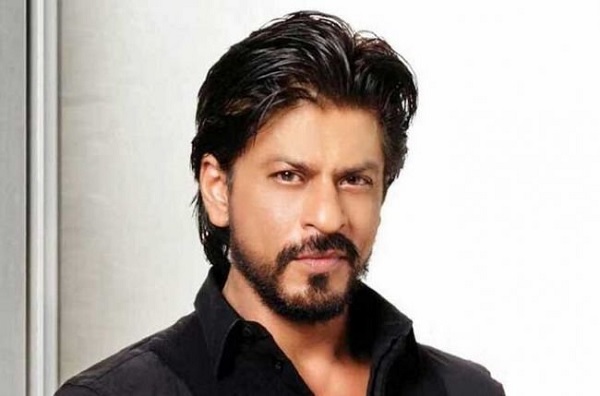 Here is the Top 5 reasons to watch Shah Rukh Khan's Fan movie. Fan,bollywood movie Fan,Fan preview,Shah Rukh Khan,Shahrukh Khan,SRK,Shah Rukh Khan in Fan,Fan review,Fan movie review