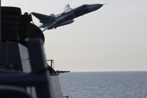 Russian jets fly,Russian jets fly over U.S Ship,Two Russian warplanes,Russian warplanes,warplanes,U.S. military