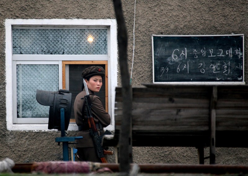 A rare glimpse inside the Korean People's Army. North Korean military,rare pics of North Korean military,North Korean,military,glimpse inside the Korean People's Army