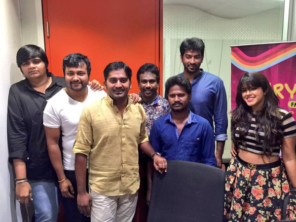 Tamil movie Iraivi Audio Launch held in Chennai. Celebs like Vijay Sethupathi, Bobby Simha, SJ Surya, Anjali and others graced the event. Iraivi Audio Launch,Iraivi,Iraivi Audio,Iraivi music Launch,Iraivi music,Vijay Sethupathi,Bobby Simha,SJ Surya,Anjali,Iraivi Audio Launch pics,Iraivi Audio Launch images,Iraivi Audio Launch photos,Iraivi Audio Launch stills,Iraivi Audio Launch pictures
