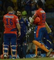 Gujarat Lions beat Mumbai Indians by 3 wickets,Gujarat Lions beat Mumbai Indians,Gujarat Lions vs Mumbai Indians,Gujarat Lions,Mumbai Indians,Indian Premier League,Indian Premier League 2016,Indian Premier League 9,IPL,IPL 2016,IPL 9
