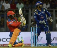 Gujarat Lions beat Mumbai Indians by 3 wickets,Gujarat Lions beat Mumbai Indians,Gujarat Lions vs Mumbai Indians,Gujarat Lions,Mumbai Indians,Indian Premier League,Indian Premier League 2016,Indian Premier League 9,IPL,IPL 2016,IPL 9