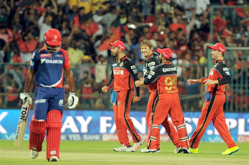 Riding on opener Quinton De Kock's heroics, Delhi Daredevils (DD) on Sunday defeated the Royal Challengers Bangalore (RCB) in the group stage match of the Indian Premier League (IPL) at the Chinnaswami Stadium here. Delhi Daredevils beat Royal Challengers Bangalore by 7 wickets,Delhi Daredevils beat Royal Challengers Bangalore,Delhi Daredevils,Royal Challengers Bangalore,Quinton De Kock,Indian Premier League,Indian Premier League 2016,Indian Premier League 9,IPL 2016