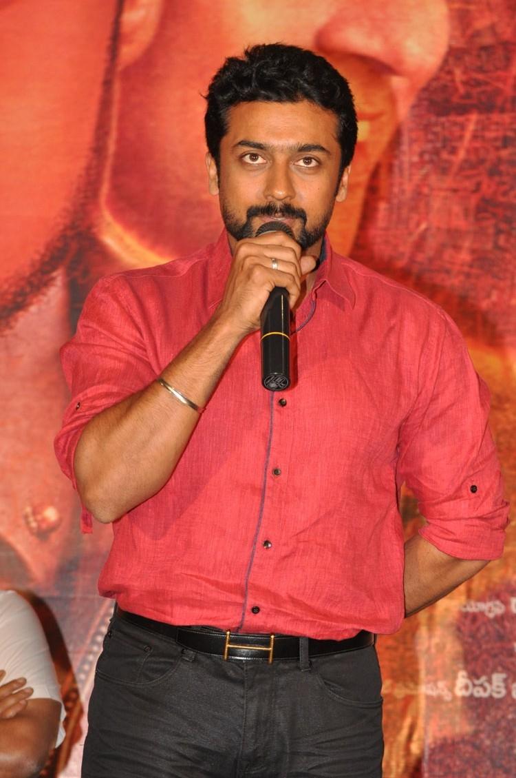 Suriya's upcoming movie 24 Press meet held in Hyderbad. Suriya's 24 Movie Press meet,Suriya 24 Movie Press meet,24 Movie Press meet,24 Press meet,Suriya at 24 Press meet,Suriya,actor Suriya,Suriya latest pics,Suriya latest images,Suriya latest photos,Suriya latest stills,Suriya latest pictures