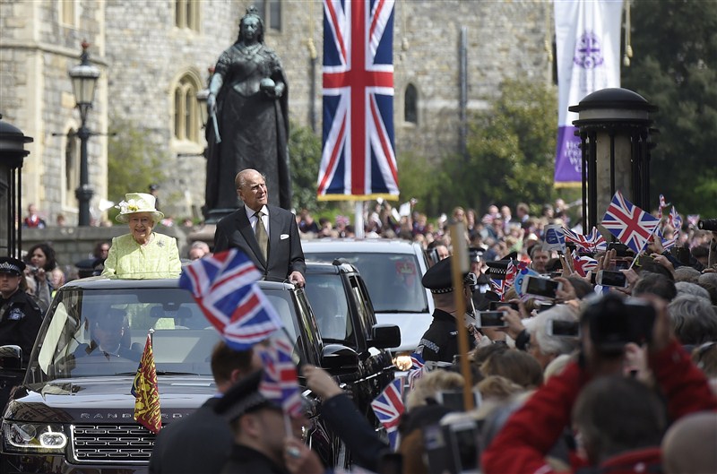 Britain's Queen Elizabeth, the world's longest-serving monarch, turns 90. Queen Elizabeth,Queen Elizabeth's 90th birthday celebration,Queen Elizabeth birthday celebration,Queen Elizabeth birthday,queen elizabeth birthday celebrations,Queen Elizabeth pics,Queen Elizabeth images,Queen Elizabeth photos,Queen Elizabeth stills