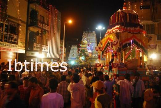 Bengaluru Karaga is one of the oldest and important festivals celebrated in Bengaluru, it is celebrated during the first full moon day according to the Hindu Calender.