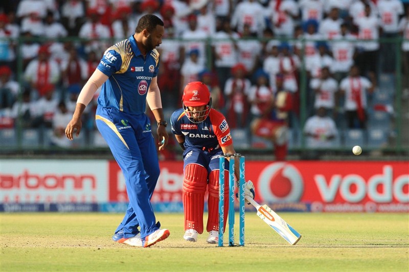 An assured bowling performance extended Delhi Daredevils' upswing to three successive matches with a 10-run victory over Mumbai Indians in the Indian Premier League (IPL) on Saturday. Delhi Daredevils beat Mumbai Indians,Delhi Daredevils beat Mumbai Indians by 10 runs,Delhi Daredevils vs Mumbai Indians,Delhi Daredevils,Mumbai Indians,Delhi Dare devils,IPL,Ipl pics,Ipl images,Ipl photos