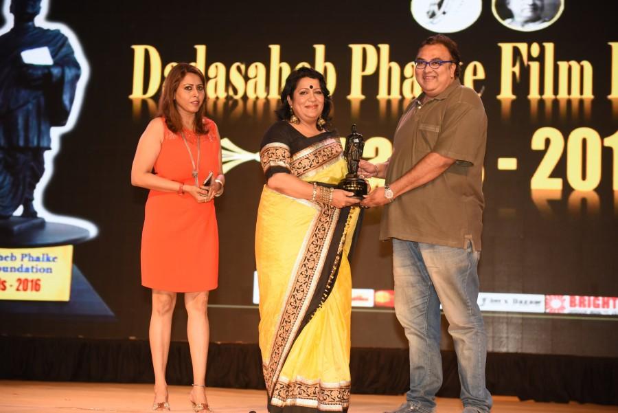 Dadasaheb Phalke Film Foundation Award 2016,Dadasaheb Phalke Film Foundation Award,Dadasaheb Phalke award,Lalit Pandit,Bhappi Lahiri,Madhur Bhandarkar,Manoj Bajpai,Sameer,Armaan,Amal Malik,Dadasaheb Phalke Film awards,Dadasaheb Phalke Film awards pics,Dad