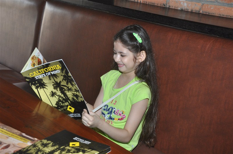 Bajrangi Bhaijaan fame, Harshaali Malhotra spotted at California Pizza Kitchen, Lower Parel. Harshaali Malhotra,child artiste Harshaali Malhotra,Bajrangi Bhaijaan fame Harshaali Malhotra,Harshaali Malhotra spotted at California Pizza Kitchen,California Pizza Kitchen,Harshaali Malhotra pics,Harshaali Malhotra images,Harshaali Malhotra stills,Harsh