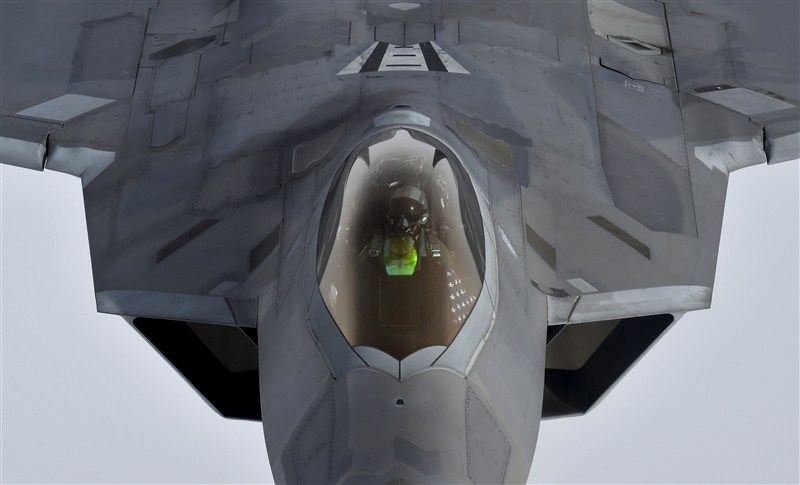 U.S. military pilots take the highway to the danger zone. America's Top Guns,Top Guns,U.S. military pilots,U.S. Top Guns,U.S. F-22,Raptor fighters,U.S. F-22 Raptor fighter,Raptor fighter