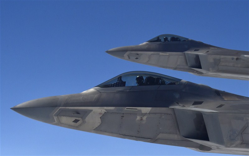 U.S. military pilots take the highway to the danger zone. America's Top Guns,Top Guns,U.S. military pilots,U.S. Top Guns,U.S. F-22,Raptor fighters,U.S. F-22 Raptor fighter,Raptor fighter