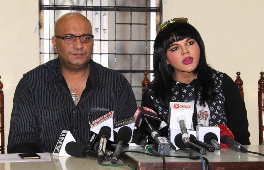 Rakhi Sawant during a press conference at the CINTAA office in Mumbai, India on April 27, 2016. CINTAA has apologized to Rakhi and Dolly Bindra at the press conference, earlier CINTAA sent a cause notice to both of them for their press conference on late TV actress Pratyusha Banerjee's suicide case. Rakhi Sawant,CINTAA,CINTAA apologises,Pratyusha Banerjee's suicide case,Pratyusha Banerjee,Dolly Bindra