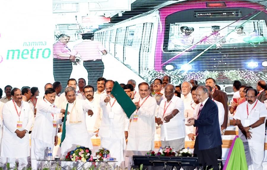 Union Urban Development Minister Venkaiah Naidu and Karnataka Chief Minister Siddaramaiah on Friday flagged-off the much awaited East-West corridor of Bangalore Metro Rail Corporation Limited (BMRCL) - south India's first underground metro. Siddaramaiah,Venkaiah Naidu,Siddaramaiah, Venkaiah Naidu flag off south India's first underground Metro,south India's first underground Metro,underground Metro,Namma Metro,Bangalore Metro Rail Corporation Limited,BMRCL