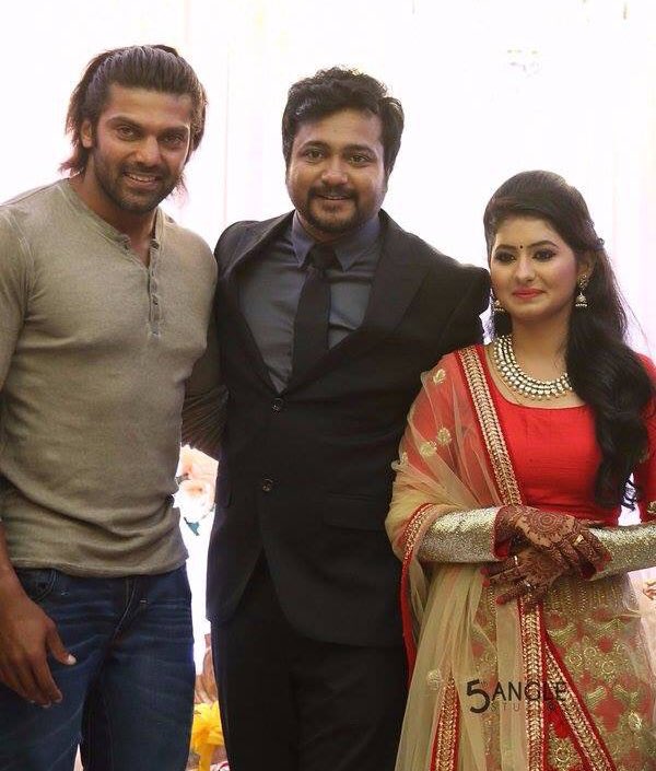 Actor Bobby Simha and Actress Reshmi Menon Wedding Reception held at Chennai. Celebs like Rana Daggubati, Arya, Shanthanu Bhagyaraj and others graced the event. Bobby Simhaa,Bobby Simhaa wedding reception,Bobby Simhaa & Reshmi Menon's wedding reception,Reshmi Menon's wedding reception,Bobby Simhaa reception,Rana Daggubati,Arya,Shanthanu Bhagyaraj,Vivek,Cell Murugan,Bobby Simhaa wedding reception pic