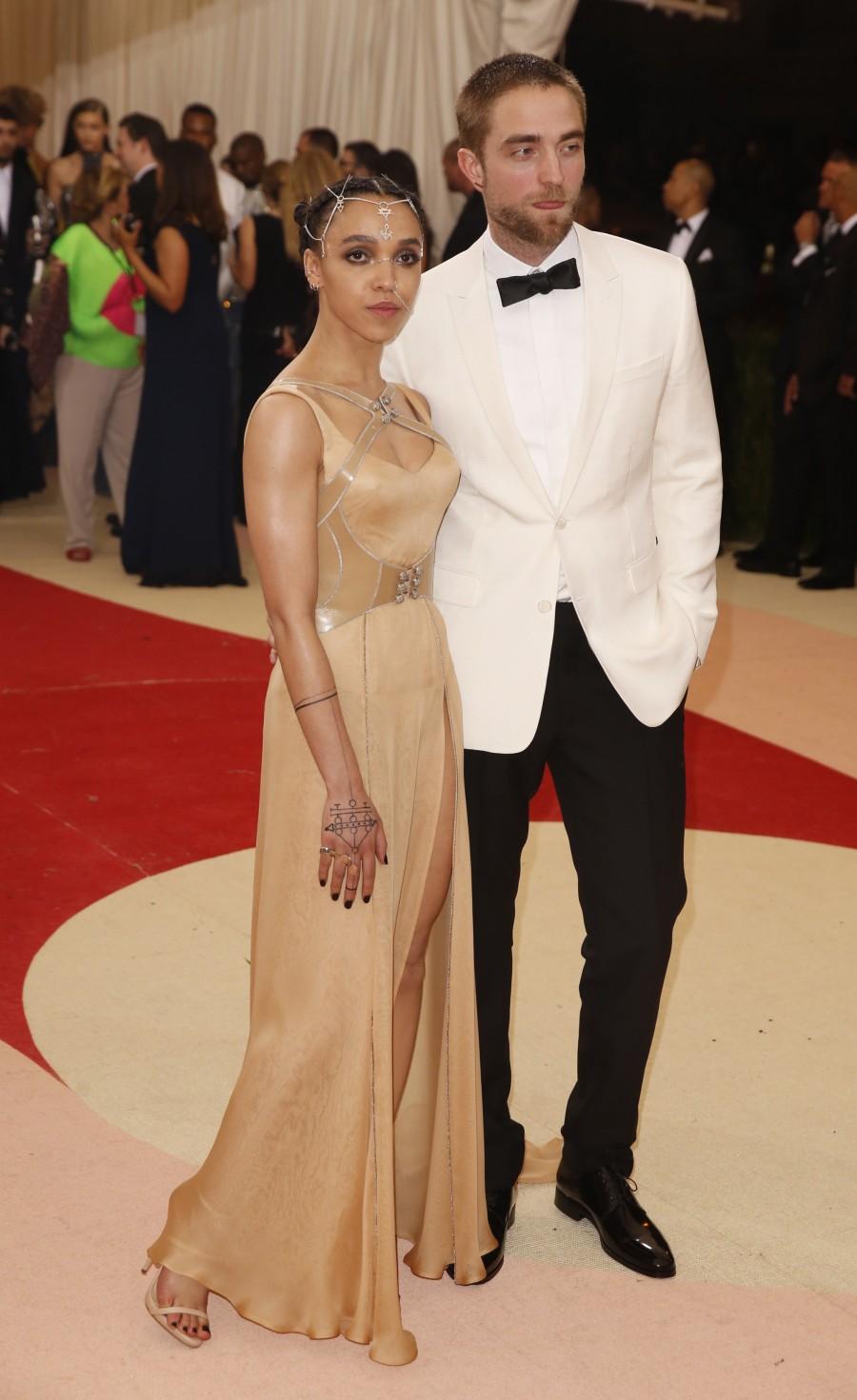 Celebs like Blake Lively, Kanye West, Kim Kardashian, Singer Katy Perry, Singer Beyonce, Singer FKA Twigs and actor Robert Pattinson at Metropolitan Museum of Art Costume Institute Gala (Met Gala). Met Gala,Metropolitan Museum of Art Costume Institute,Blake Lively,Kanye West,Kim Kardashian,Singer Katy Perry,Singer Beyonce,Singer FKA Twigs,Robert Pattinson,fashion event