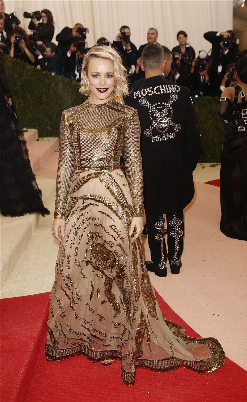 Madonna, Kim Kardashian, FKA Twigs, Robert Pattinson at Met Gala ...