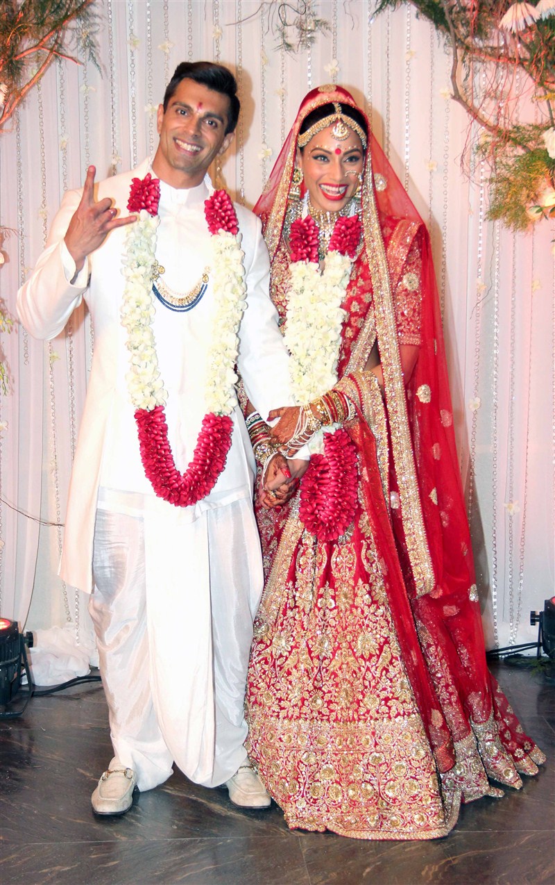 Bipasha Basu and Karan Singh Grover's wedding reception,Bipasha Basu wedding reception,Karan Singh Grover wedding reception,Salman Khan,Shah Rukh Khan,Aishwarya Rai,Preity Zinta,Riteish Deshmukh,Sanjay Dutt,Ranbir Kapoor,Abhishek Bachchan,Aishwarya R