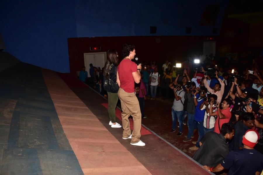 Bollywood actor Tiger Shroff and Shraddha Kapoor visit Chandan Theatre to witness audience reactions. Tiger Shroff,Shraddha,Shraddha Kapoor,Chandan Theatre,Tiger Shroff and Shraddha Kapoor