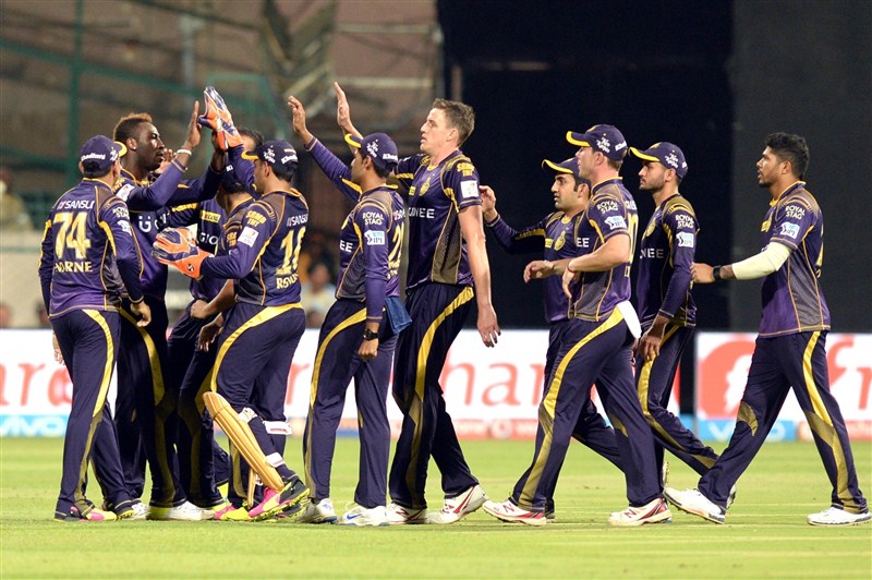Batting knights Yusuf Pathan and Andre Russell won the match for Kolkata Knight Riders (KKR) against Royal Challengers Bangalore (RCB), scoring 189/5 with five balls to spare at Chinnaswamy Stadium on Monday in the 30th match of IPL Season Nine. Kolkata Knight Riders beat Royal Challengers Bangalore by 5 wickets,Kolkata Knight Riders beat Royal Challengers Bangalore,Kolkata Knight Riders vs Royal Challengers Bangalore,Kolkata Knight Riders,Royal Challengers Bangalore,Yusuf Pathan,Andre Russell