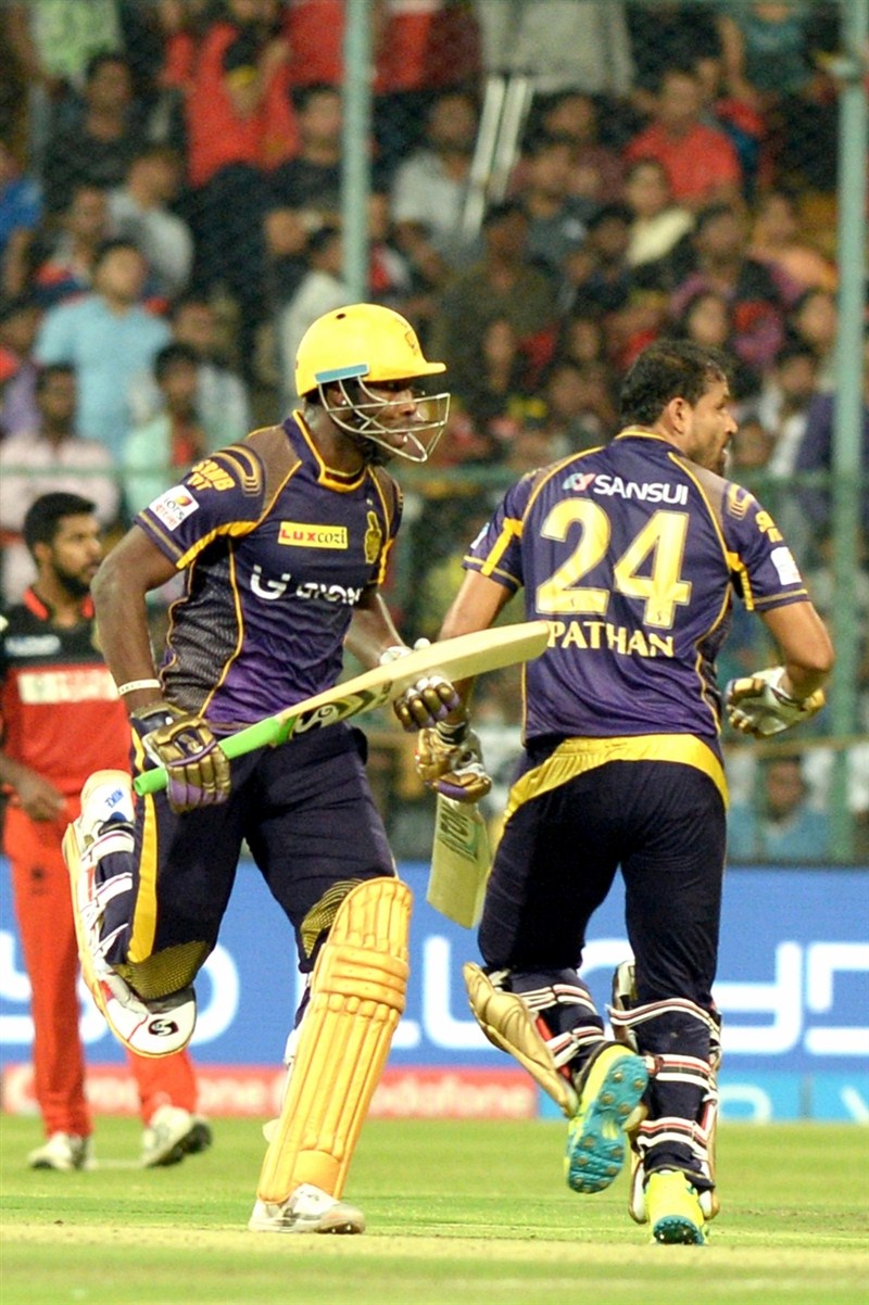 Batting knights Yusuf Pathan and Andre Russell won the match for Kolkata Knight Riders (KKR) against Royal Challengers Bangalore (RCB), scoring 189/5 with five balls to spare at Chinnaswamy Stadium on Monday in the 30th match of IPL Season Nine. Kolkata Knight Riders beat Royal Challengers Bangalore by 5 wickets,Kolkata Knight Riders beat Royal Challengers Bangalore,Kolkata Knight Riders vs Royal Challengers Bangalore,Kolkata Knight Riders,Royal Challengers Bangalore,Yusuf Pathan,Andre Russell