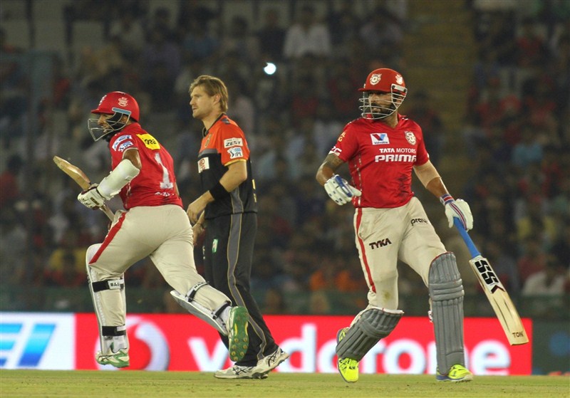 A valiant effort from Murali Vijay went in vain as Royal Challengers Bangalore (RCB) sneaked past Kings XI Punjab by one run in a nail-biting league encounter of the Indian Premier League at the Punjab Cricket Association Stadium on Monday. RCB beat KXIP by 1 run,RCB beat KXIP,RCB trash KXIP,Kings XI Punjab,Royal Challengers Bangalore,Indian Premier League,Indian Premier League 2016,Indian Premier League 9,IPL 2016,IPL pics,IPL images,IPL photos