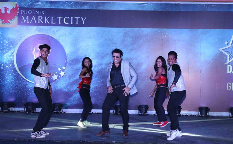 Actor Govinda and Sandip Soparrkar at Opening ceremony of 3rd India Dance Week. Govinda,Govinda at Opening ceremony of 3rd India Dance Week,3rd India Dance Week,India Dance Week,Sandip Soparrkar,3rd India Dance Week pics,3rd India Dance Week images,3rd India Dance Week photos,3rd India Dance Week stills,3rd India Dance Week pictures