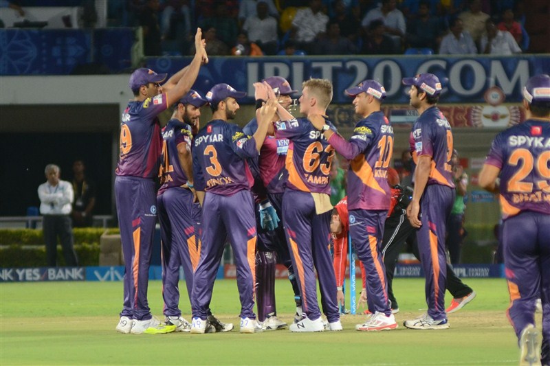 Sunrisers Hyderabad returned an all-round bowling performance to defend their low total and beat Rising Pune Supergiants by four runs in a nail-biting Indian Premier League (IPL) clash on Tuesday. Hyderabad stun Pune by 4 runs,Sunrisers Hyderabad vs Rising Pune Supergiants,Sunrisers Hyderabad beat Rising Pune Supergiants,Sunrisers Hyderabad trash Rising Pune Supergiants,Sunrisers Hyderabad,Rising Pune Supergiants,Indian Premier League,Indian Premie