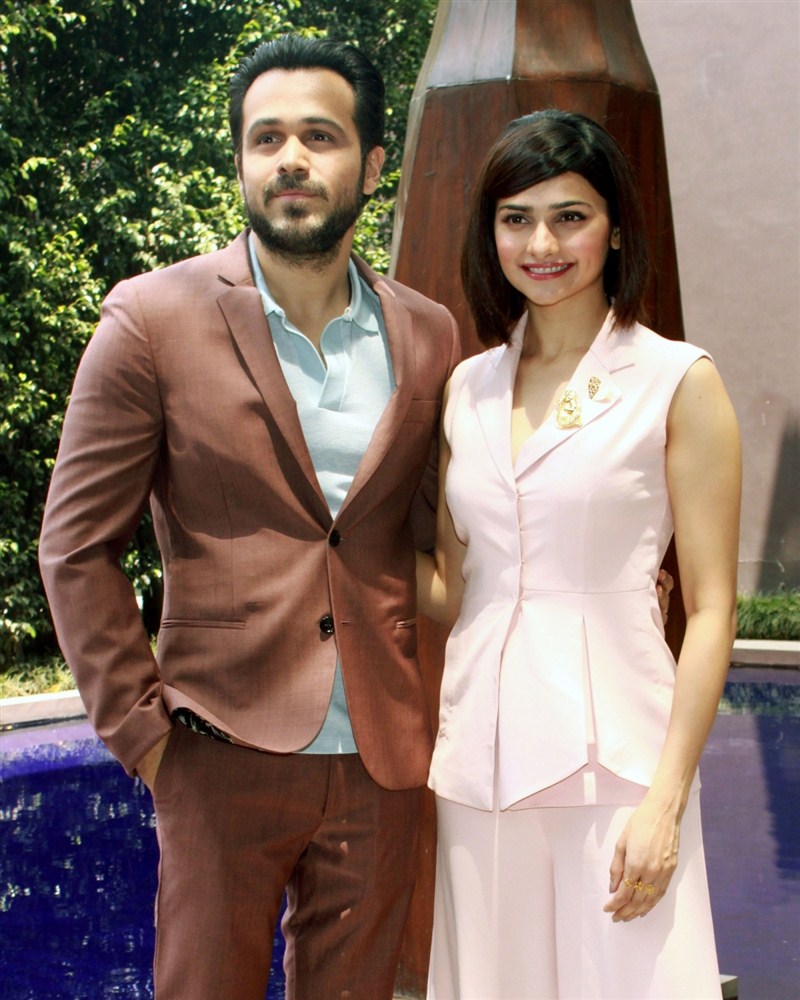 Actors Emraan Hashmi, Prachi Desai and Cricketer Mohammad Azharuddin during a press conference to promote their upcoming film Azhar,Azhar press meet,Bollywood movie Azhar,Emraan Hashmi,Prachi Desai,Mohammad Azharuddin,Azhar press meet pics,Azhar press meet images,Azhar press photos,Azhar press stills,Azhar press pictures