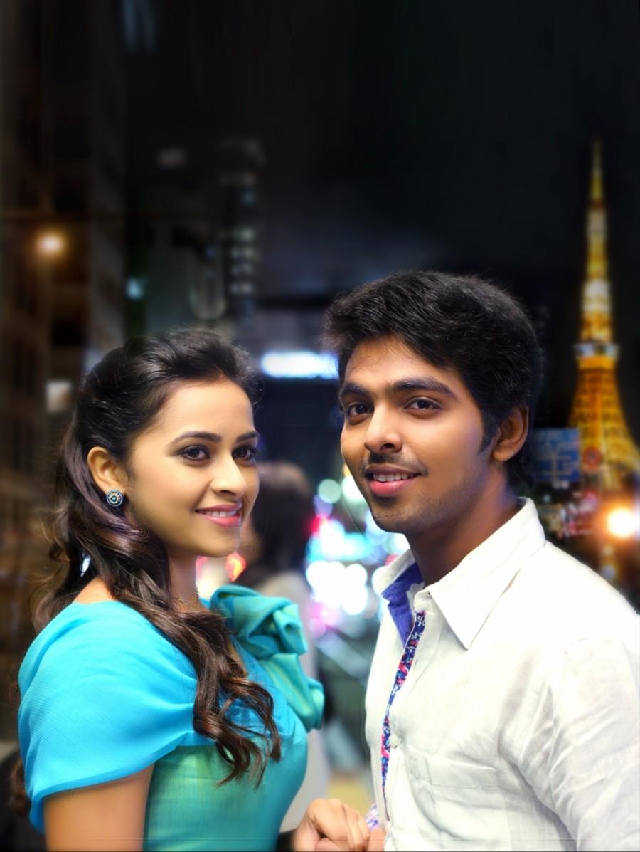 Pencil is an upcoming 2016 Tamil film directed by debutant Mani Nagaraj and produced by SP Ragavesh. Pencil,GV Prakash Kumar,Sri Divya,GV Prakash Kumar and Sri Divya,Pencil movie stills,Pencil movie pics,Pencil movie images,Pencil movie photos,Pencil movie pictures