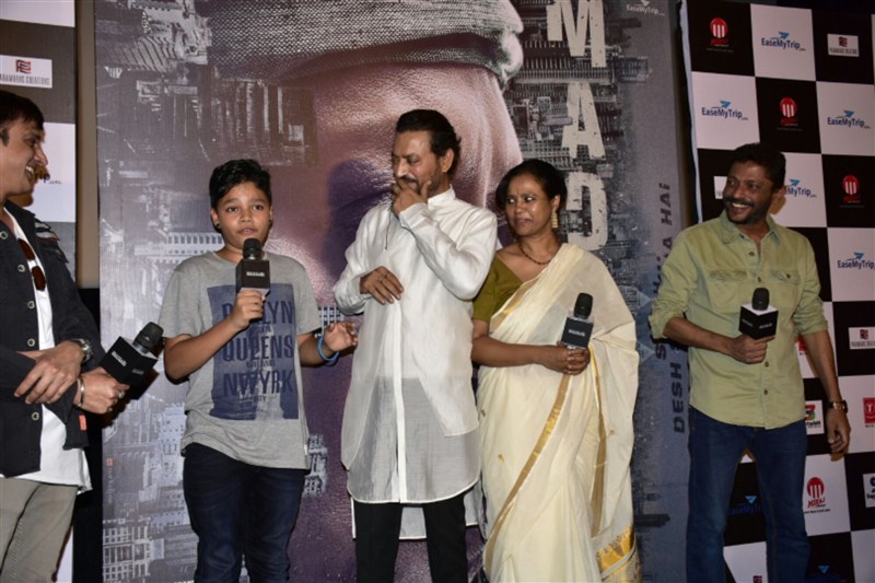 Bollywood actor Irrfan Khan presents Madaari trailer along with his son. Irrfan Khan,Irrfan Khan with his son,Madaari trailer,Madaari,Madaari trailer launch,Madaari trailer launch pics,Madaari trailer launch images,Madaari trailer launch photos,Madaari trailer launch stills,Madaari trailer launch pictures,Ayan Khan