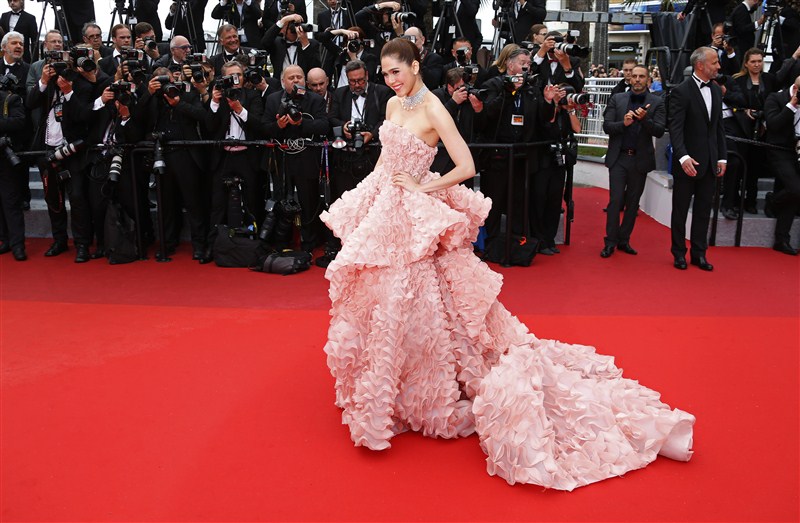 The 69th Cannes Film Festival (Festival de Cannes) officially kicked off on Wednesday evening in the southern French sea resort of Cannes. 69th Cannes Film Festival opening ceremony,Cannes Film Festival opening ceremony,Cannes Film Festival,Julianne Moore,Justin Timberlake,Victoria Beckham,Eva Longoria,Cannes Film Festival opening ceremony pics,Cannes Film Festival opening ceremony images,Ca