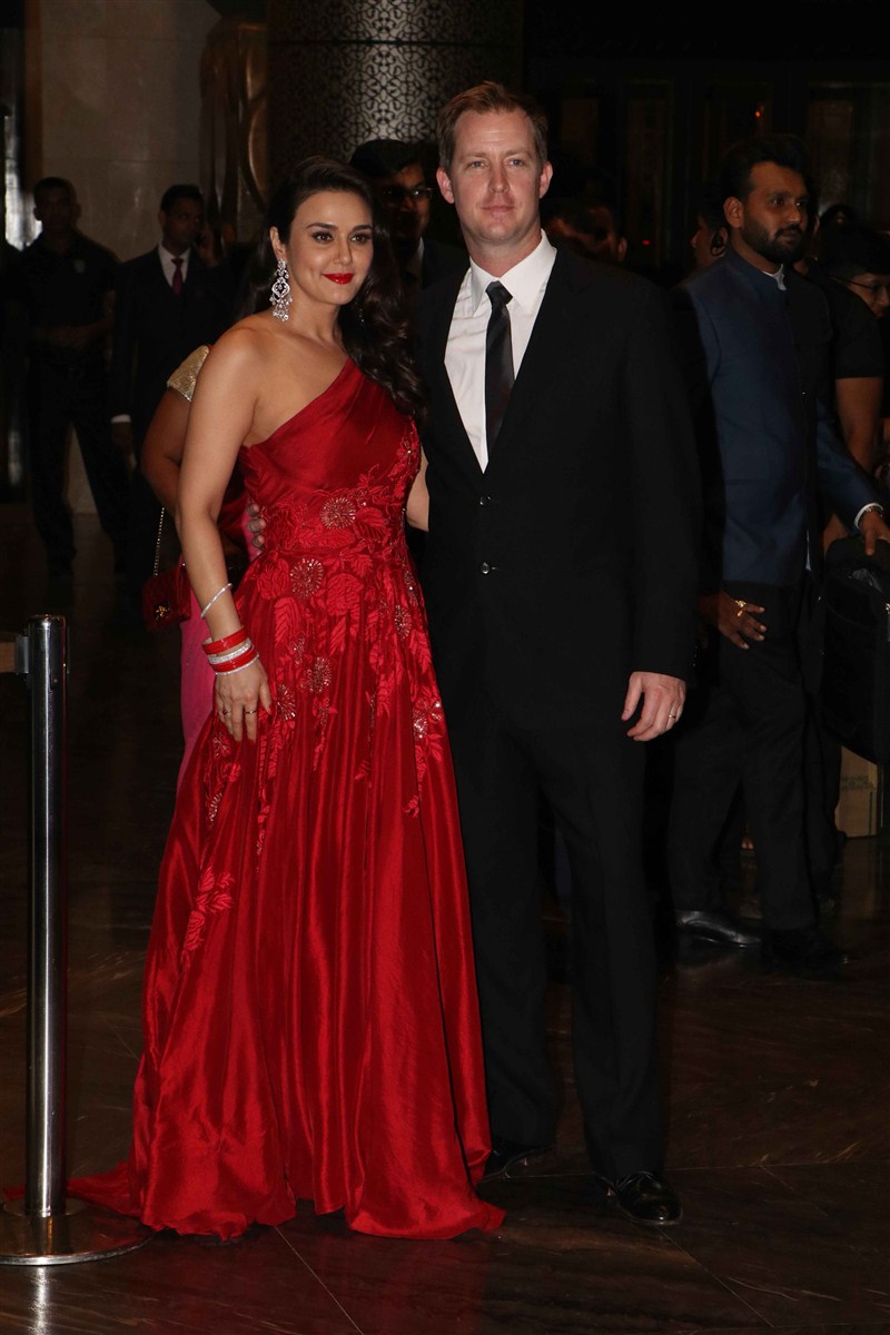 Actress Preity Zinta, who recently married to Gene Goodenough in February in Los Angeles, finally celebrated her wedding back home in Mumbai. Preity Zinta wedding reception,Preity Zinta reception,Salman Khan,Lulia Vantur,Shah Rukh Khan,Yuvraj Singh,Preity Zinta wedding reception pics,Preity Zinta wedding reception images,Preity Zinta wedding reception photos,Preity Zinta wedding reception still