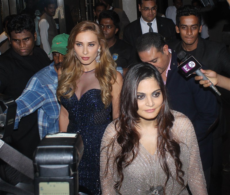 Actress Preity Zinta, who recently married to Gene Goodenough in February in Los Angeles, finally celebrated her wedding back home in Mumbai. Preity Zinta wedding reception,Preity Zinta reception,Salman Khan,Lulia Vantur,Shah Rukh Khan,Yuvraj Singh,Preity Zinta wedding reception pics,Preity Zinta wedding reception images,Preity Zinta wedding reception photos,Preity Zinta wedding reception still