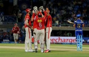 Punjab stun Mumbai by seven wickets,Punjab stun Mumbai,Kings XI Punjab,Mumbai Indians,Wriddhiman Saha,Murali Vijay,Indian Premier League,Indian Premier League 2016,Indian Premier League 9,IPL pics,IPL images,IPL photos,IPL stills,IPL pictures