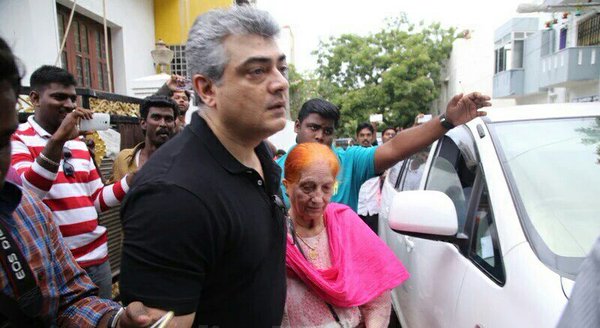 Tamil Nadu Chief Minister J.Jayalalithaa on Monday cast her vote here in the ongoing state legislative assembly elections. Tamil Nadu election,Celebs vote,Ajith,Rajinikanth,Sivakarthikeyan,Kamal Hassan,Jayalalithaa,tnvotes,#tnvotes,TN election,TN 2016,Tamil Nadu Assembly elections,Tamil Nadu Assembly elections 2016
