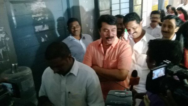 Celebs like Dulquer Salmaan, Mammootty, Jayaram, Kavya Madhavan cast their vote. Dulquer Salmaan,Mammootty,Sanusha,Kerala Legislative Assembly,Kerala Legislative Assembly 2016,kerala assembly elections 2016,Kerala election,Kerala election 2016