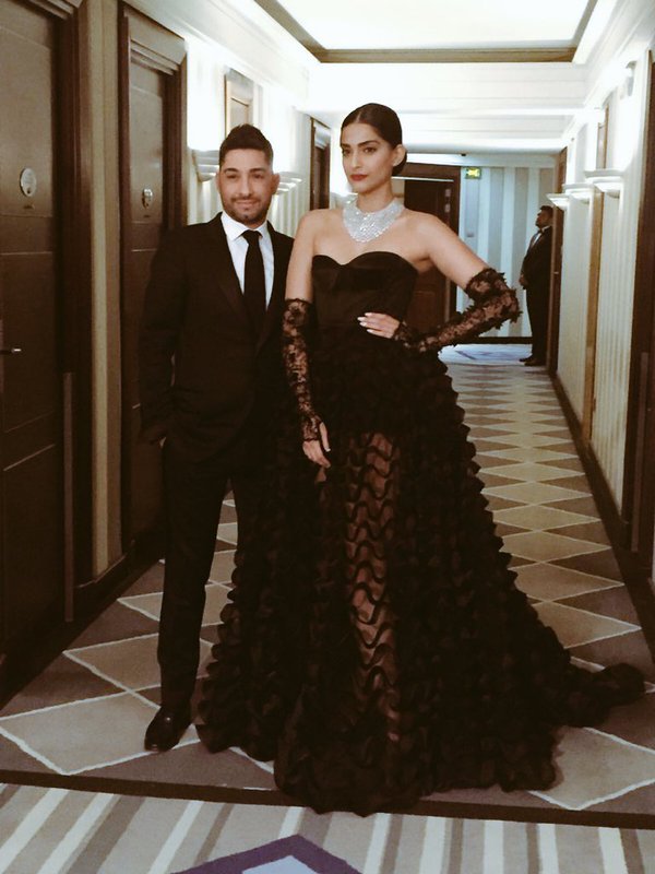 Bollywood actress Sonam Kapoor picked another chic Ralph and Russo dress for an appearance at the gala. Sonam Kapoor,Sonam Kapoor at Cannes,Sonam kapoor at Cannes film festival,Cannes Film Festival,Sonam Kapoor goes chic in black at Cannes,actress Sonam Kapoor,Sonam Kapoor pics,Sonam Kapoor images,Sonam Kapoor photos,Sonam Kapoor stills,Sonam Kapoor picture