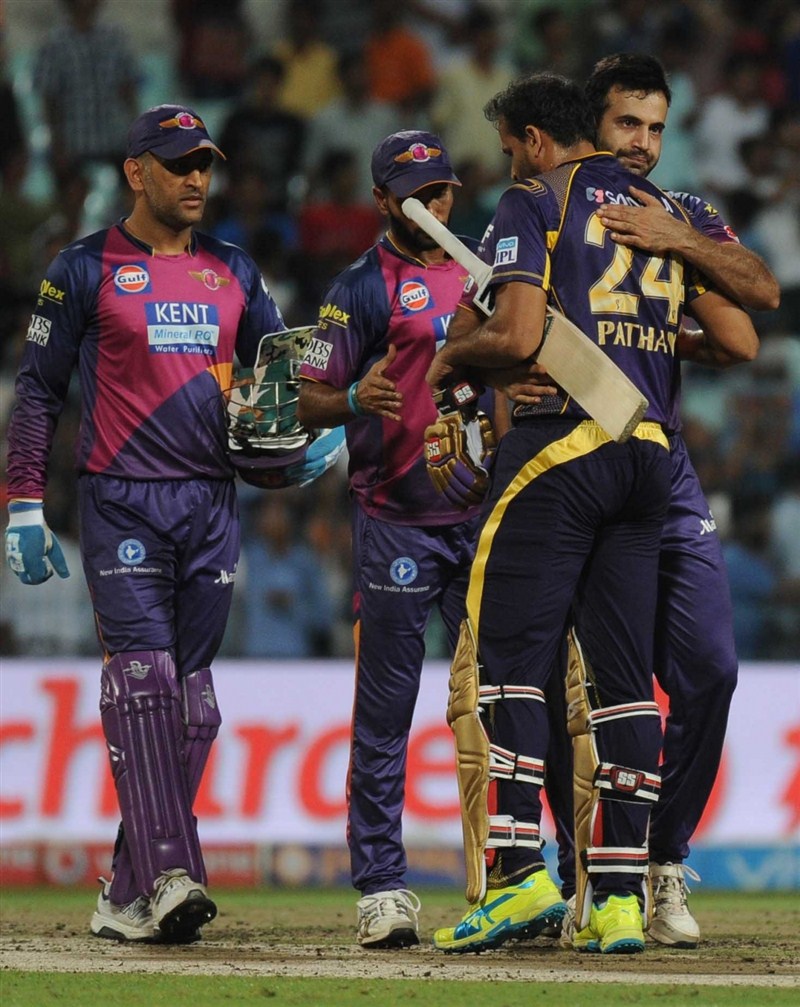 Chasing a revised target of 66 in 9 overs via the Duckworth-Lewis method, Kolkata Knight Riders (KKR) cruised home with 8 wickets and 24 balls to spare against Rising Pune Supergiants in a rain-affected Indian Premier League (IPL) tie at the Eden Gardens on Saturday. Kolkata trash Pune by 8 wickets,Kolkata trash Pune,Kolkata beat Pune,Rising Pune Supergiants,Kolkata Knight Riders,Duckworth-Lewis method,Indian Premier League,Indian Premier League 2016,Indian Premier League 9,IPL Pics,IPL images,IPL photos,IPL pictures