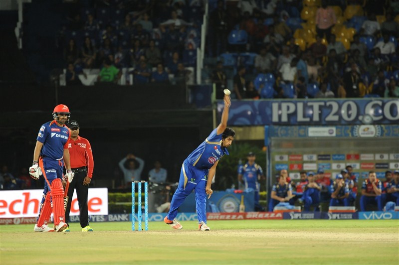 Riding on promising all-rounder Krunal Pandya's quick-fire 86, followed by an impressive bowling performance, Mumbai Indians outclassed Delhi Daredevils by 80 runs in an Indian Premier League (IPL) match on Sunday. Mumbai Indians trash Delhi Daredevils by 80 runs,Mumbai Indians trash Delhi Daredevils,Mumbai Indians beat Delhi Daredevils,Mumbai Indians,Delhi Daredevils,Indian Premier League,Indian Premier League 2016,IPL pics,IPL images,IPL photos,IPL stills,IPL pict